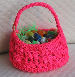 16 Crochet Baskets + Photos (12 days of Christmas - Day 10)