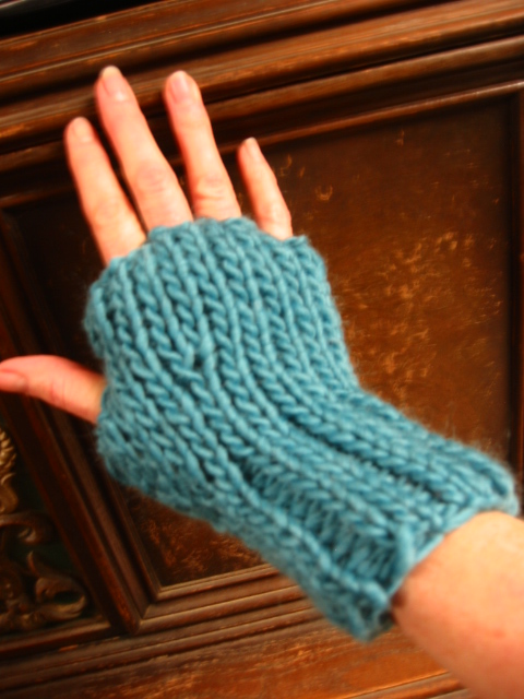 Loom Knit Fingerless Gloves Mitts Pattern