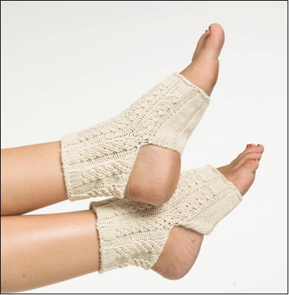 Cable Yoga Socks Knitting Pattern
